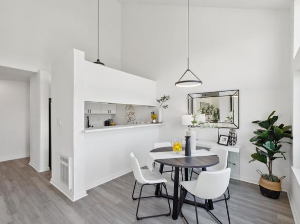 1 Appian Way 7032, South San Francisco CA 94080