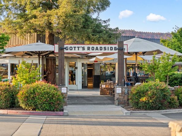 251 Middlefield Road, Palo Alto CA 94301
