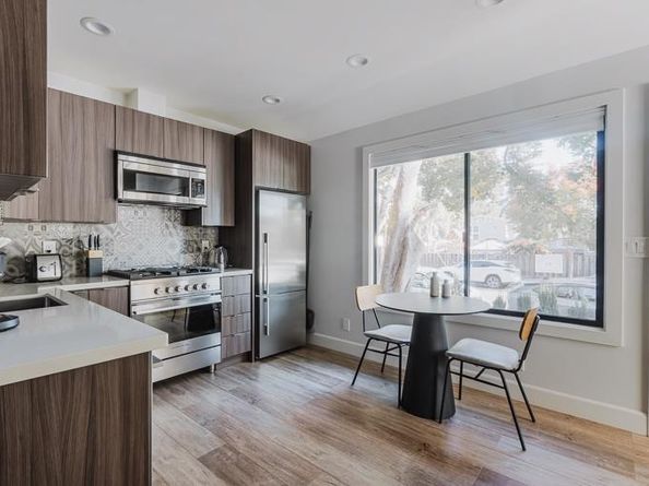 251 Middlefield Road, Palo Alto CA 94301