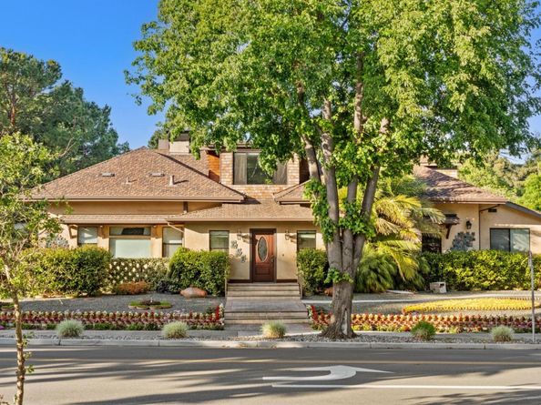 251 Middlefield Road, Palo Alto CA 94301