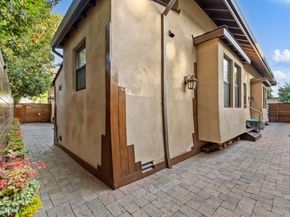 251 Middlefield Road, Palo Alto CA 94301