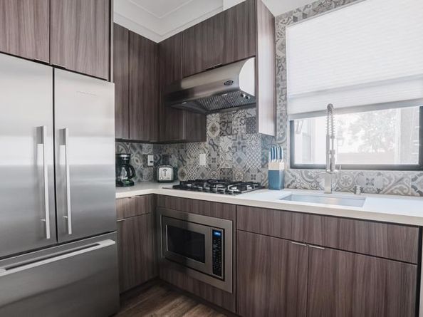 251 Middlefield Road, Palo Alto CA 94301
