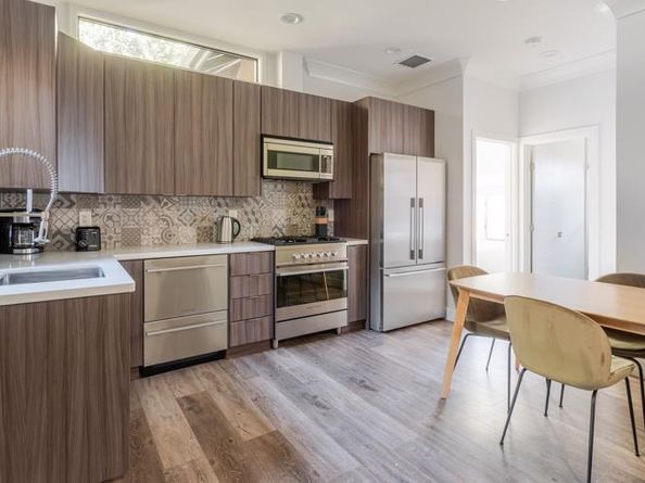 251 Middlefield Road, Palo Alto CA 94301