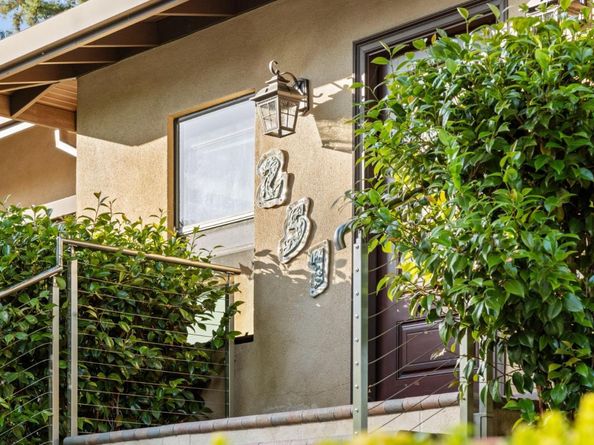 251 Middlefield Road, Palo Alto CA 94301
