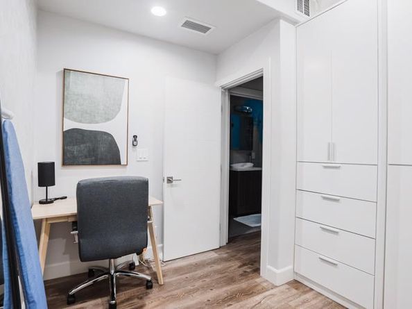 251 Middlefield Road, Palo Alto CA 94301