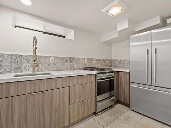 251 Middlefield Road, Palo Alto CA 94301