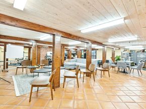 251 Middlefield Road, Palo Alto CA 94301