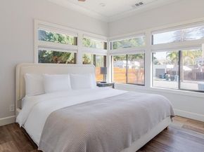 251 Middlefield Road, Palo Alto CA 94301