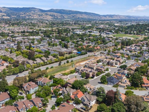 17992 Hillwood Lane, Morgan Hill CA 95037