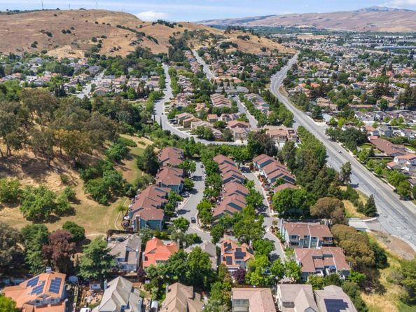 17992 Hillwood Lane, Morgan Hill CA 95037