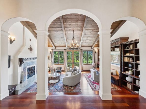 25 Searsville Court, Hillsborough CA 94010