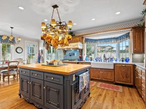 22 Hollins Drive, Santa Cruz CA 95060