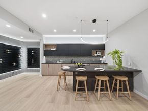 90 Crescent Drive, Palo Alto CA 94301