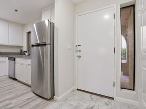 153 California Avenue F107, Palo Alto CA 94306