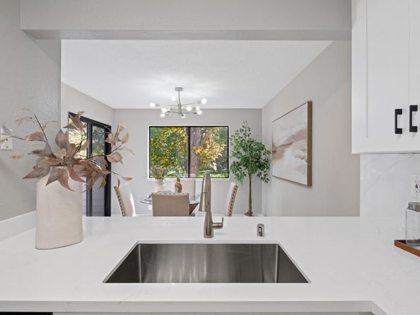 1327 Pebble Court, San Jose CA 95131