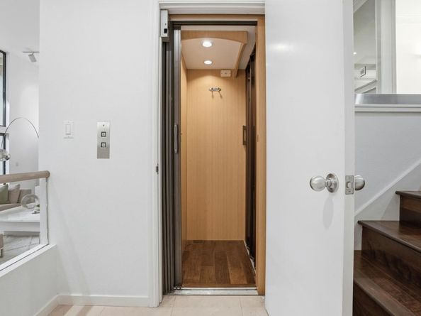 1621 Stone Pine Lane, Menlo Park CA 94025