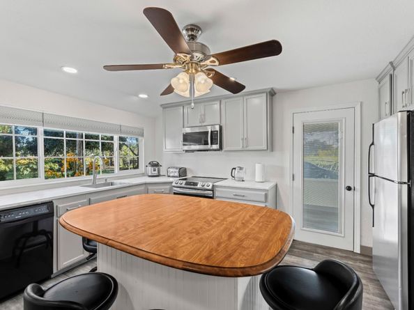 10395 Santa Teresa Boulevard, Gilroy CA 95020