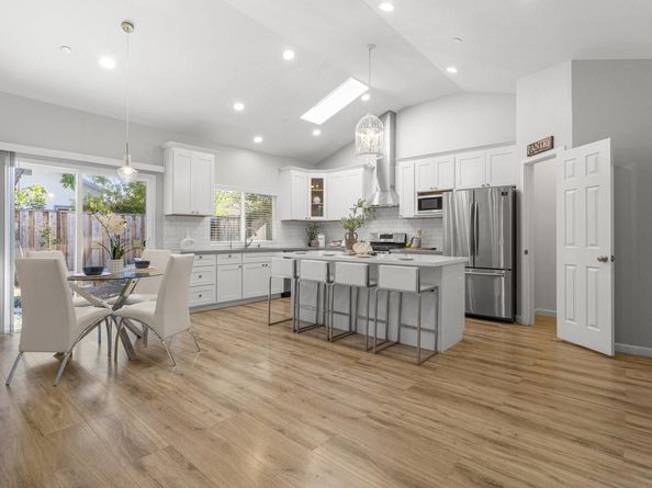 148 W Maude Avenue, Sunnyvale CA 94085