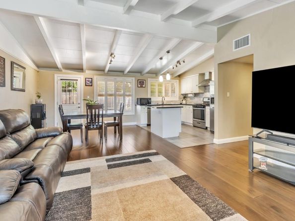 1101 Palamos Avenue, Sunnyvale CA 94089