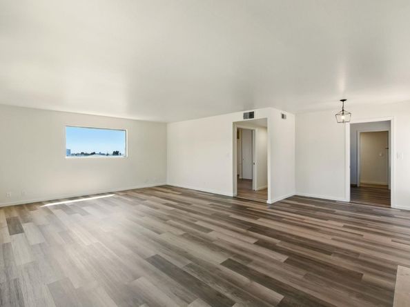 Capital, Oakland CA 94610