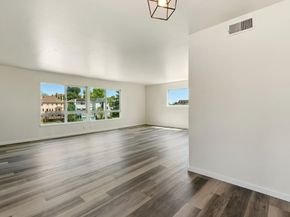 Capital, Oakland CA 94610