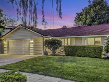 811 W Remington Drive