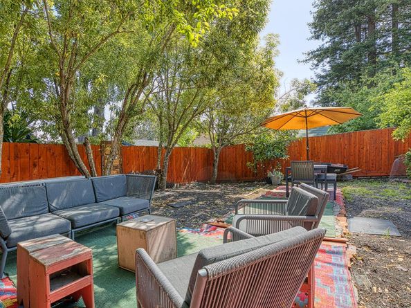 449 High Street, Santa Cruz CA 95060