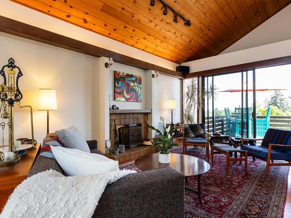 449 High Street, Santa Cruz CA 95060