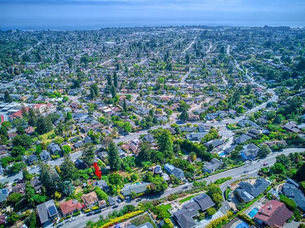 449 High Street, Santa Cruz CA 95060