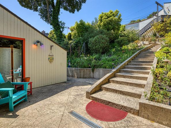 449 High Street, Santa Cruz CA 95060