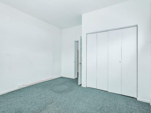 2737 12th Avenue, Oakland CA 94606