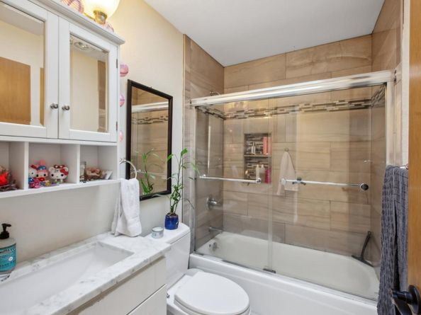 1615 Oakdale Avenue, San Francisco CA 94124