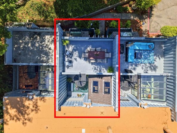 2052 Wharf Road, Capitola CA 95010