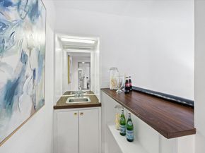 35 Tulip Court, Burlingame CA 94010