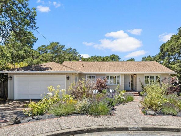 35 Tulip Court, Burlingame CA 94010
