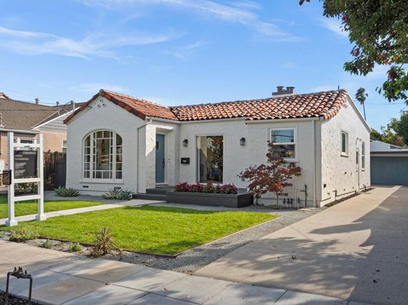 1124 Fay Street, Redwood City CA 94061