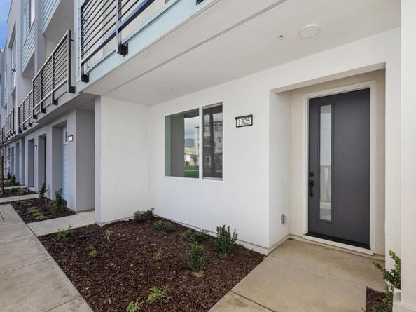1325 Lilac Way, Milpitas CA 95035