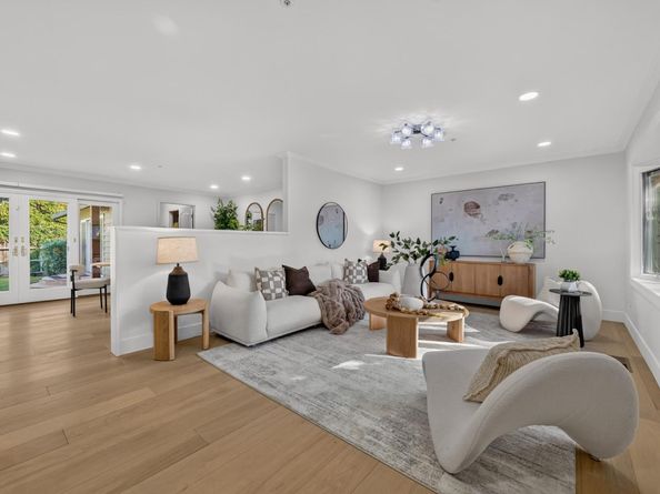 898 Lois Avenue, Sunnyvale CA 94087