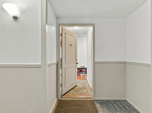 240 N Bayshore Boulevard 307, San Mateo CA 94401