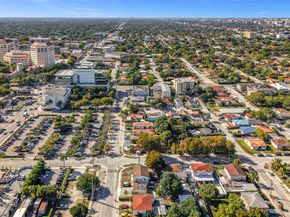 3601 SW 7th St, Miami FL 33135