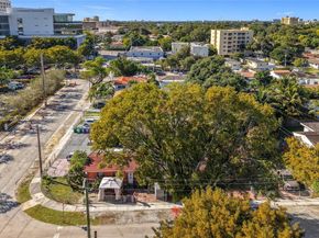 3601 SW 7th St, Miami FL 33135