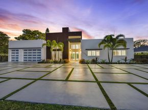 11220 SW 95th St, Miami FL 33176