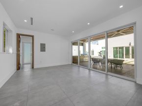 11220 SW 95th St, Miami FL 33176
