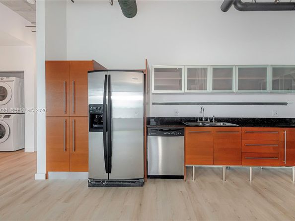 10 SW South River Dr 607, Miami FL 33130