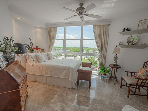 6051 N Ocean Dr 704, Hollywood FL 33019