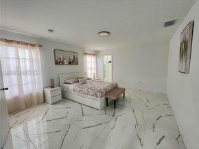 1017 SW 124th Ct, Miami FL 33184