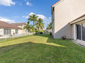 19427 NW 13th St, Pembroke Pines FL 33029