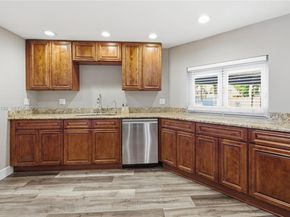 2791 SW 86th Way, Davie FL 33328