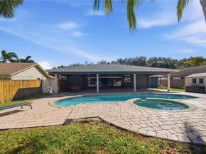 2791 SW 86th Way, Davie FL 33328