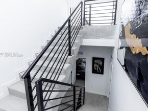 7105 NE 4th Ct 2, Miami FL 33138